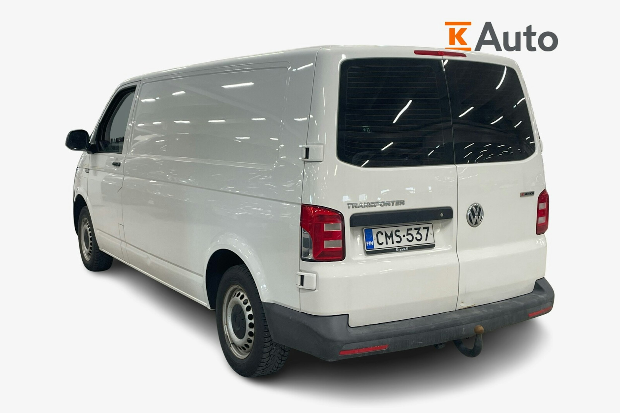 valkoinen Volkswagen Transporter 2019 kuva 2.