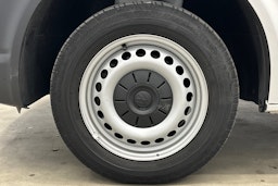 valkoinen Volkswagen Transporter 2019 kuva 25.