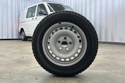 valkoinen Volkswagen Transporter 2019 kuva 26.