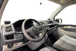 harmaa Volkswagen Transporter 2019 kuva 8.