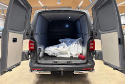 harmaa Volkswagen Transporter 2019 kuva 25.