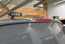 harmaa Volkswagen Transporter 2019 kuva 29.