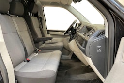 musta Volkswagen Transporter 2019 kuva 8.