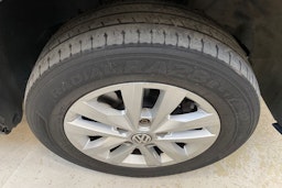 musta Volkswagen Transporter 2019 kuva 9.