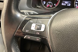 musta Volkswagen Transporter 2019 kuva 22.