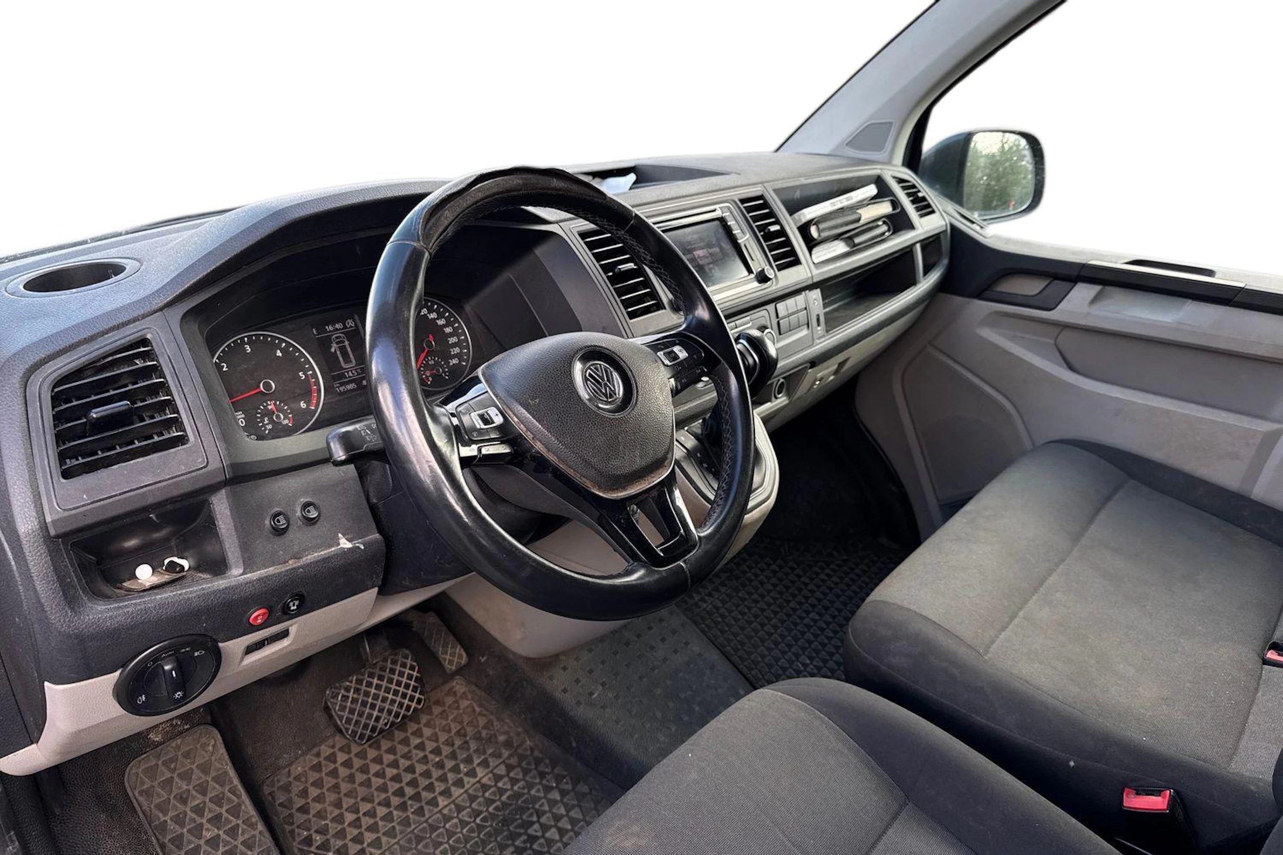 Harmaa Volkswagen Transporter 2019 kuva 3.