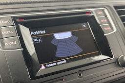 valkoinen Volkswagen Transporter 2019 kuva 21.