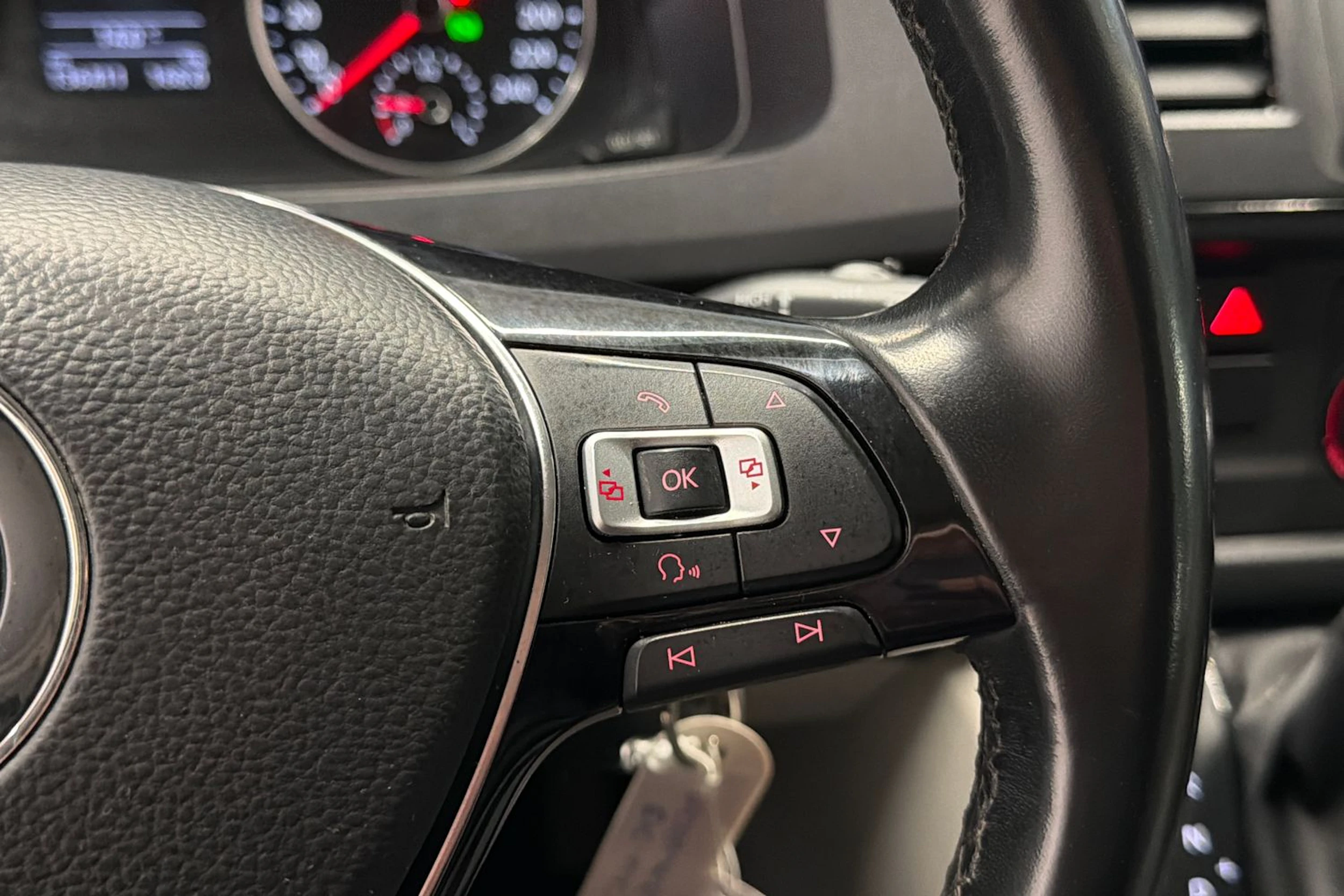 Ruskea (beige) Volkswagen TRANSPORTER 2019 kuva 19.