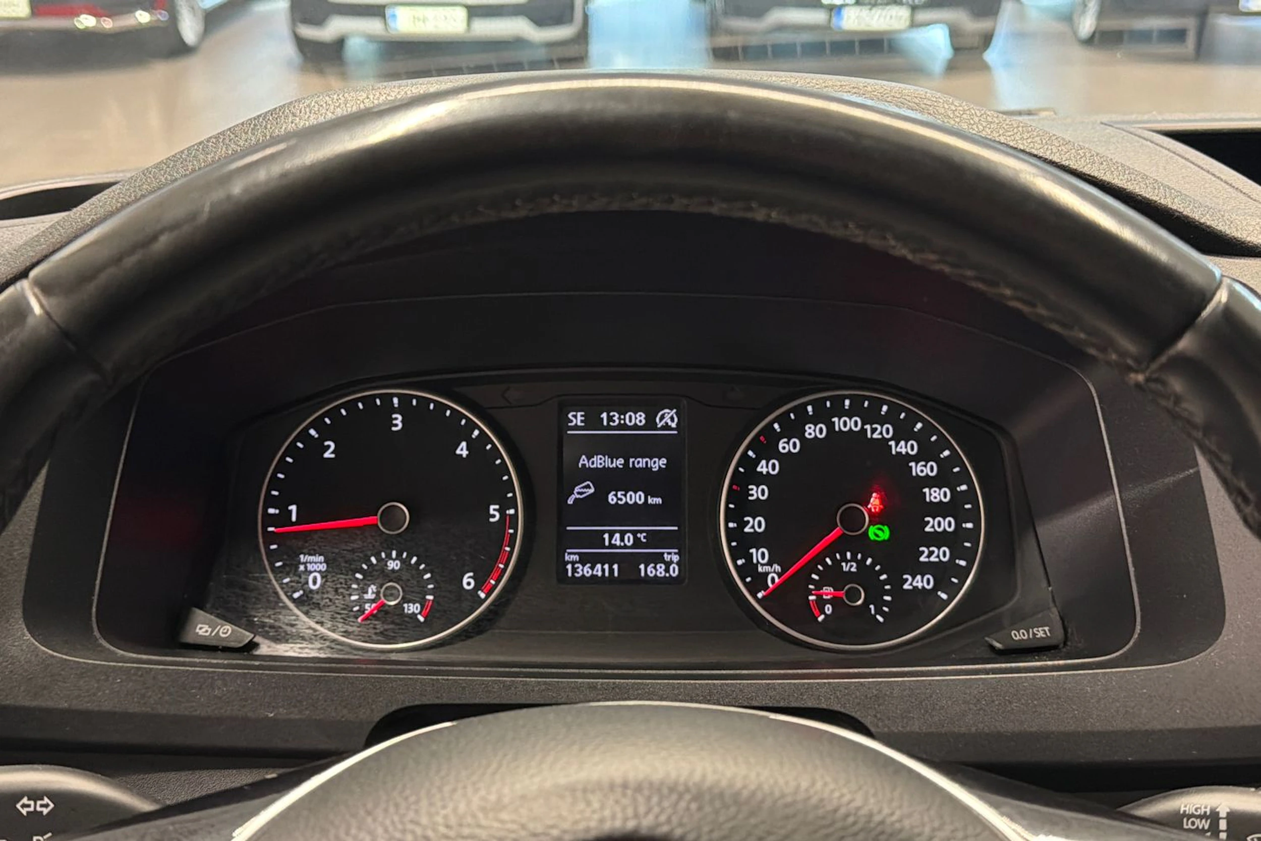 Ruskea (beige) Volkswagen TRANSPORTER 2019 kuva 20.