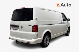 Valkoinen Volkswagen Transporter 2019 kuva 2.