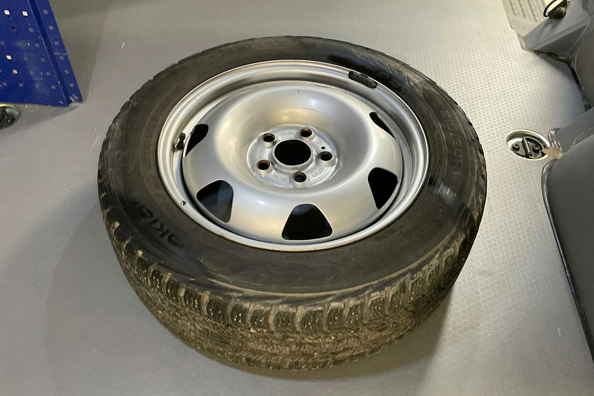 hopea Volkswagen Transporter 2019 kuva 16.