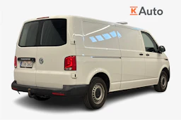 valkoinen Volkswagen Transporter 2019 kuva 2.