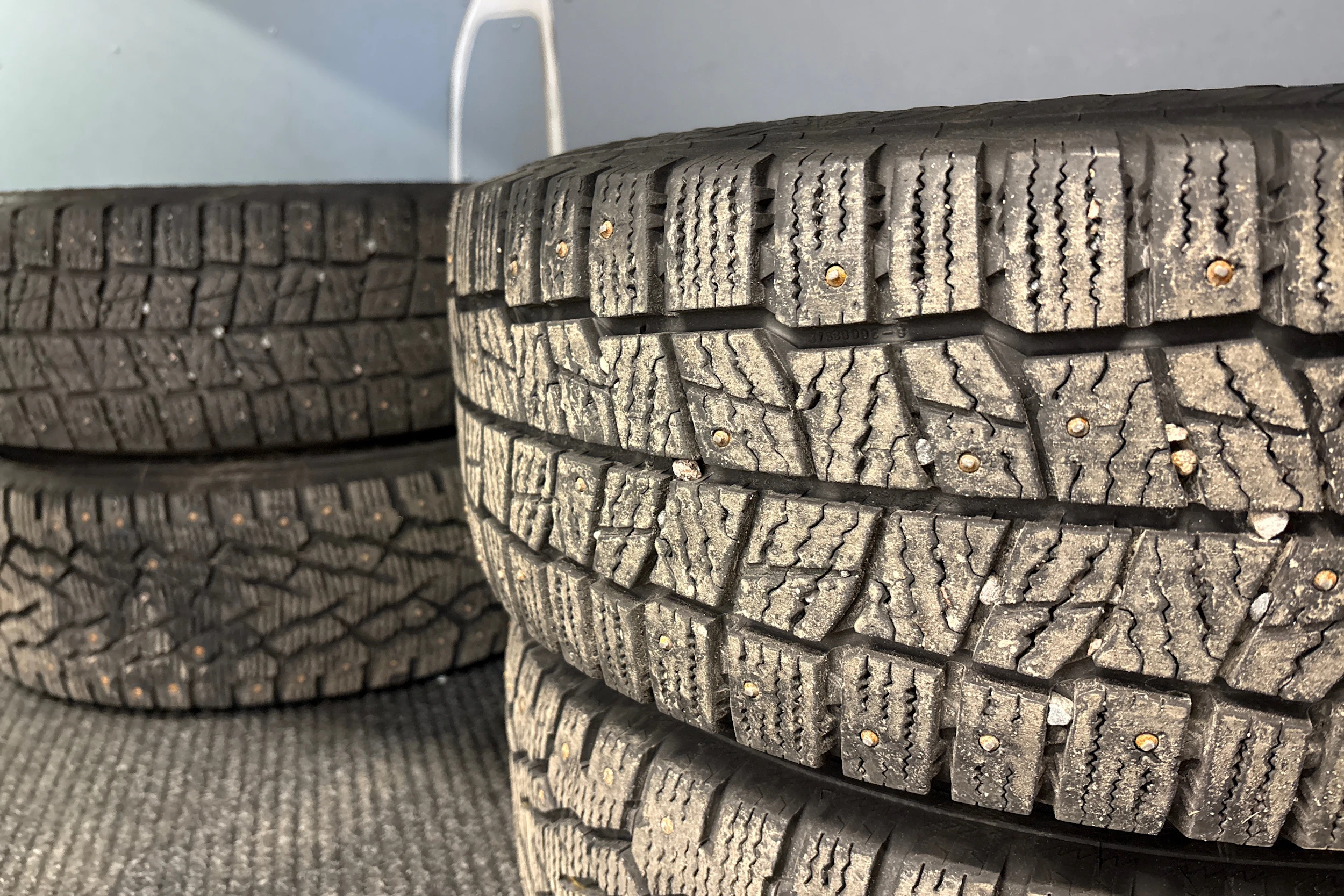 valkoinen Volkswagen Transporter 2019 kuva 21.