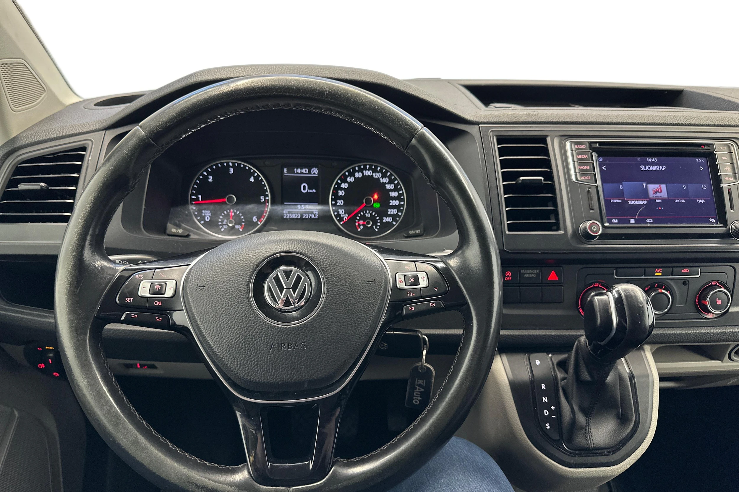 harmaa Volkswagen Transporter 2019 kuva 9.