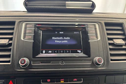 musta Volkswagen Transporter 2019 kuva 10.