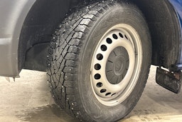 sininen Volkswagen Transporter 2019 kuva 20.