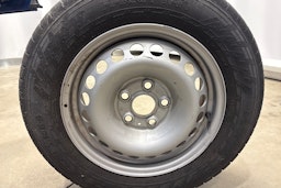 sininen Volkswagen Transporter 2019 kuva 22.