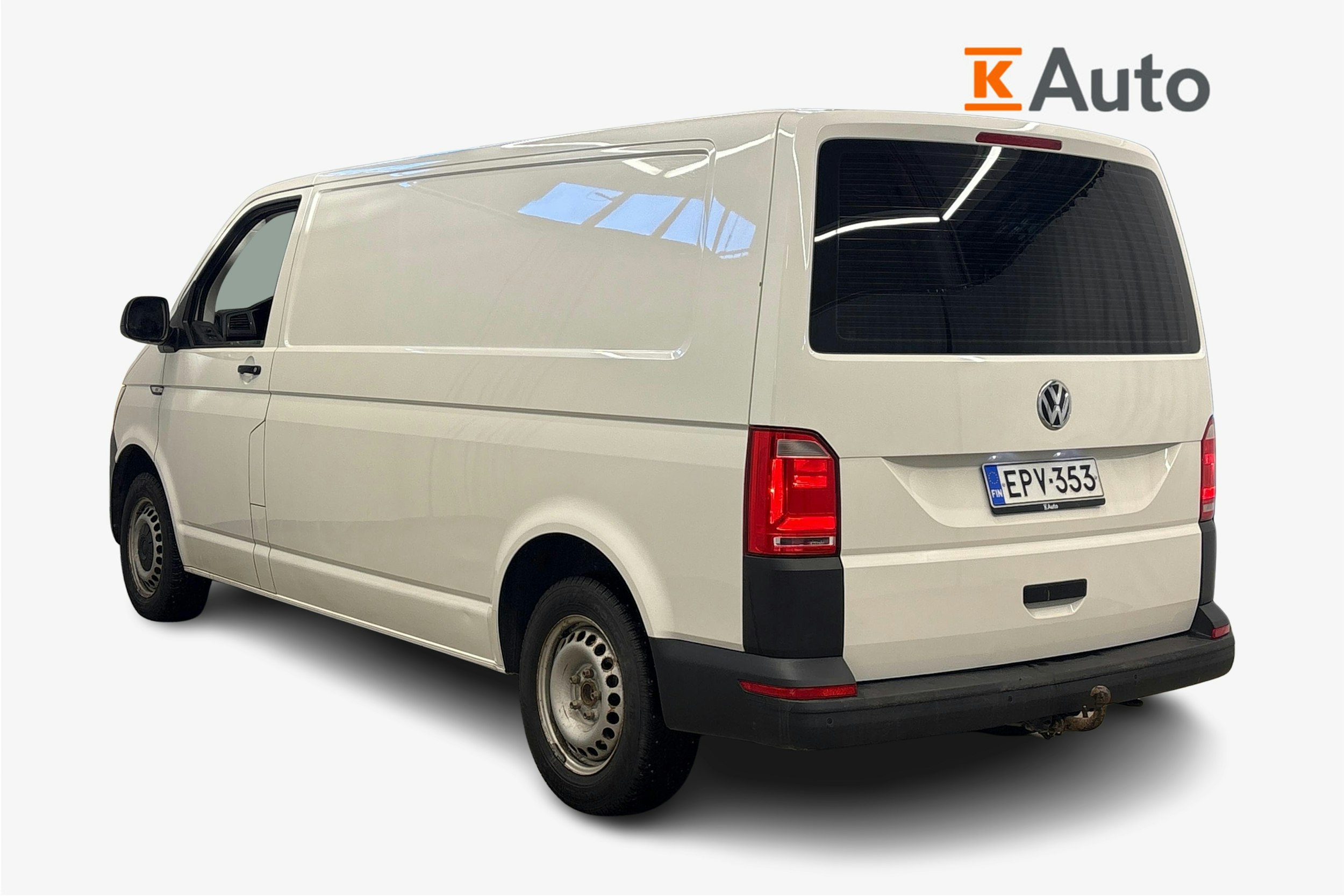 valkoinen Volkswagen Transporter 2019 kuva 3.