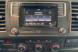 Valkoinen Volkswagen TRANSPORTER 2019 kuva 15.