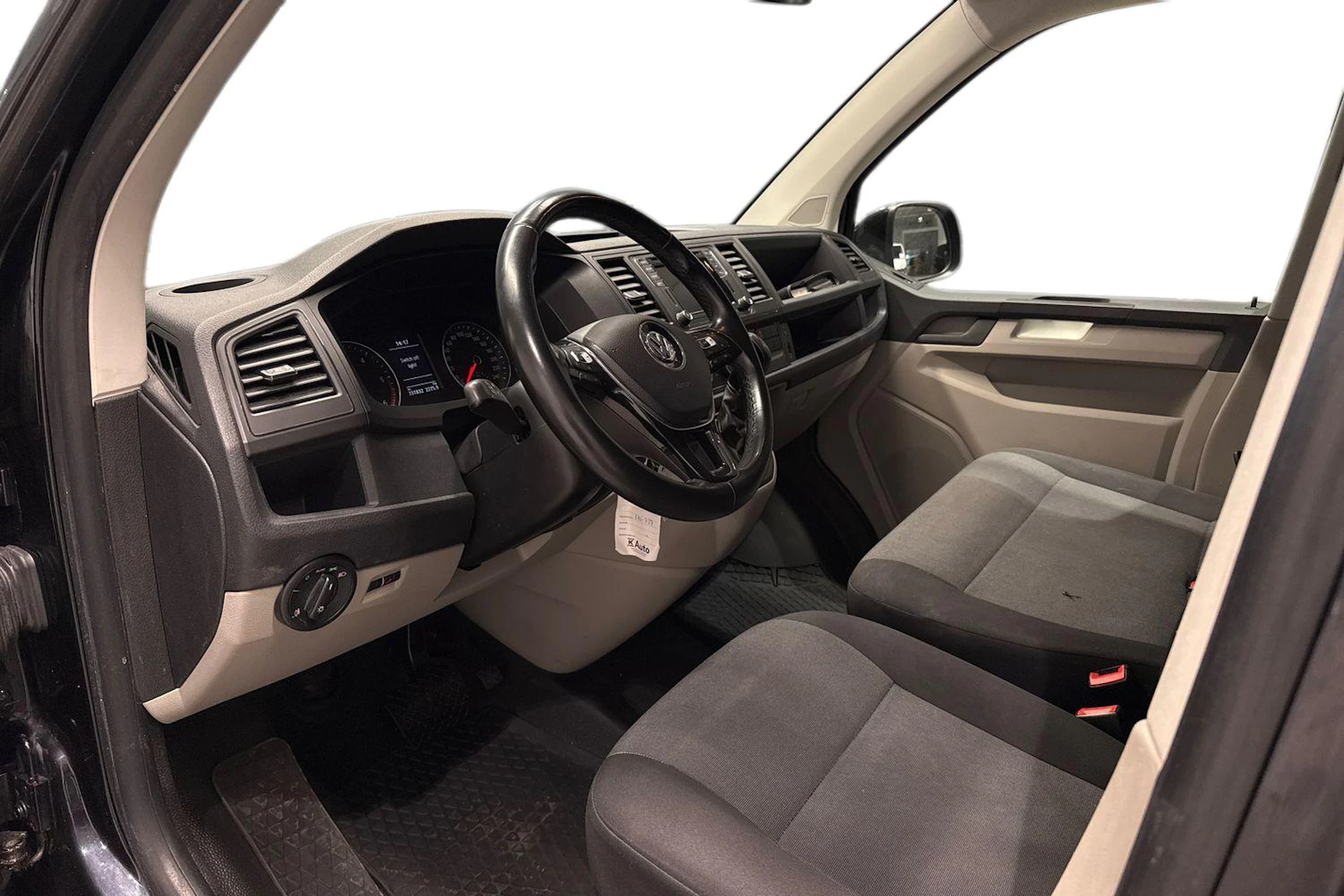 Musta Volkswagen TRANSPORTER 2019 kuva 8.