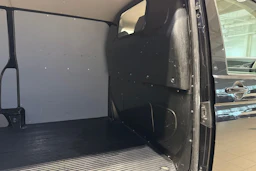 Musta Volkswagen TRANSPORTER 2019 kuva 16.