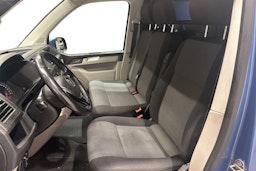 sininen Volkswagen Transporter 2019 kuva 10.