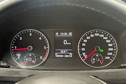 sininen Volkswagen Transporter 2019 kuva 17.