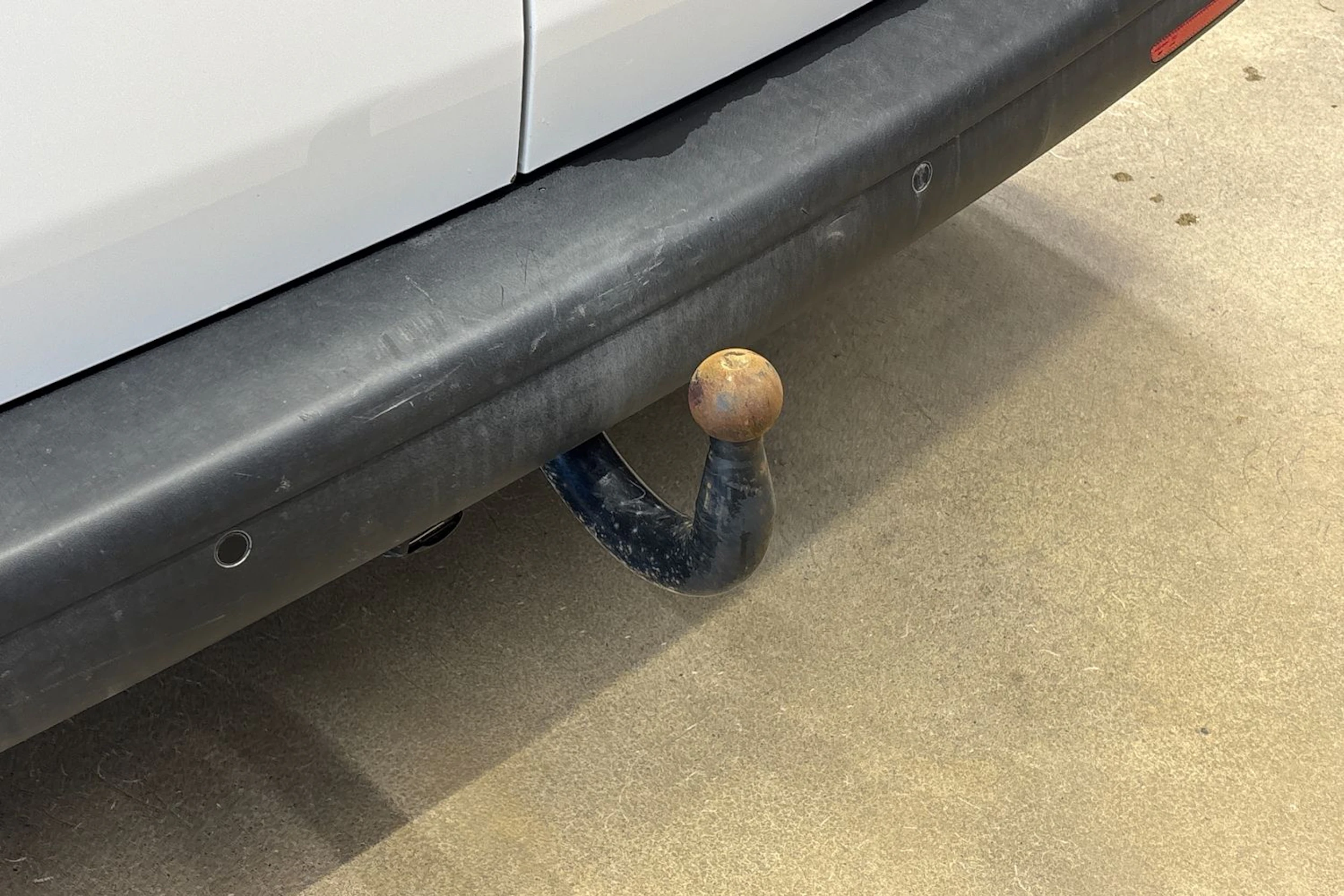 valkoinen Volkswagen Transporter 2019 kuva 29.