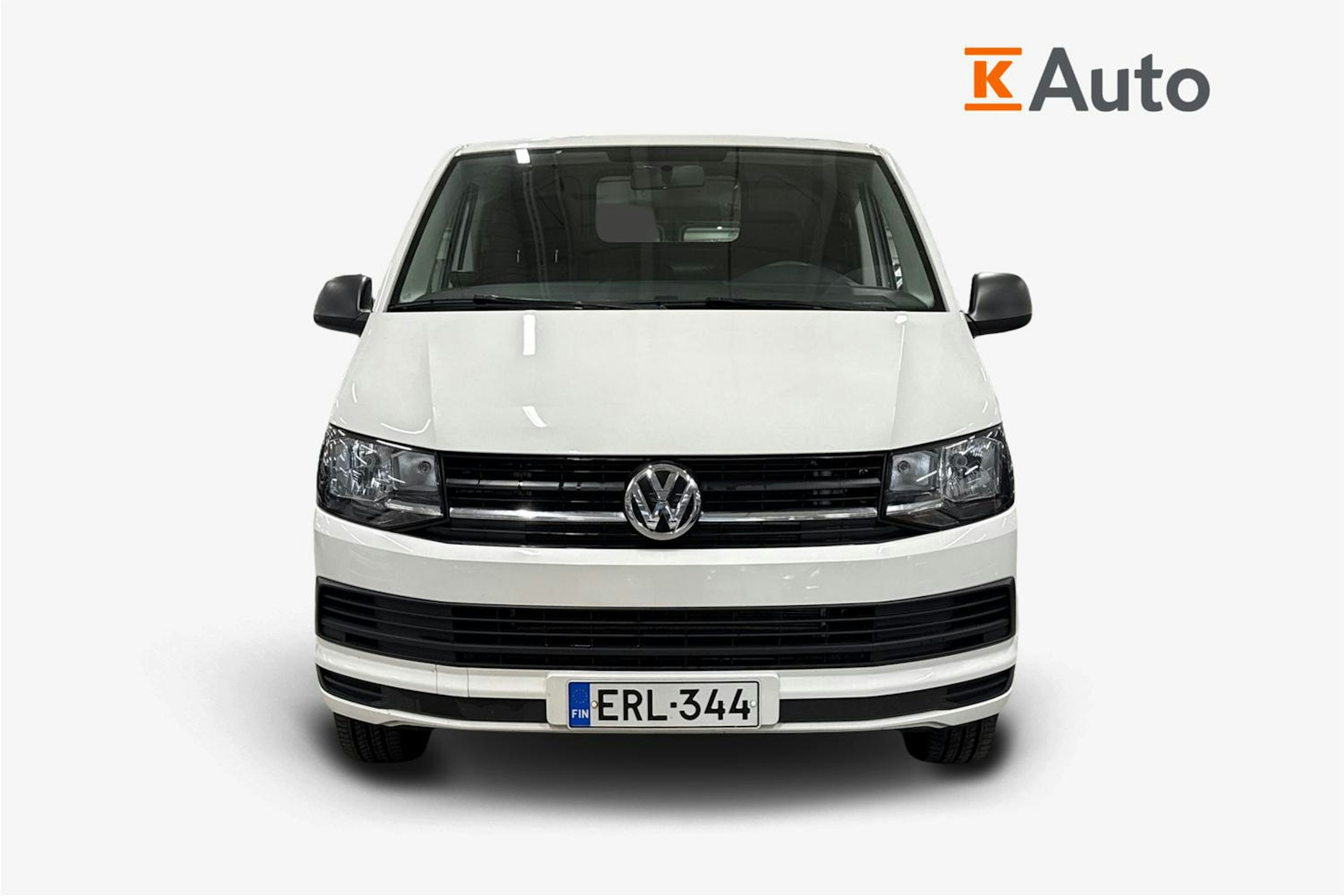Valkoinen Volkswagen Transporter 2019 kuva 5.