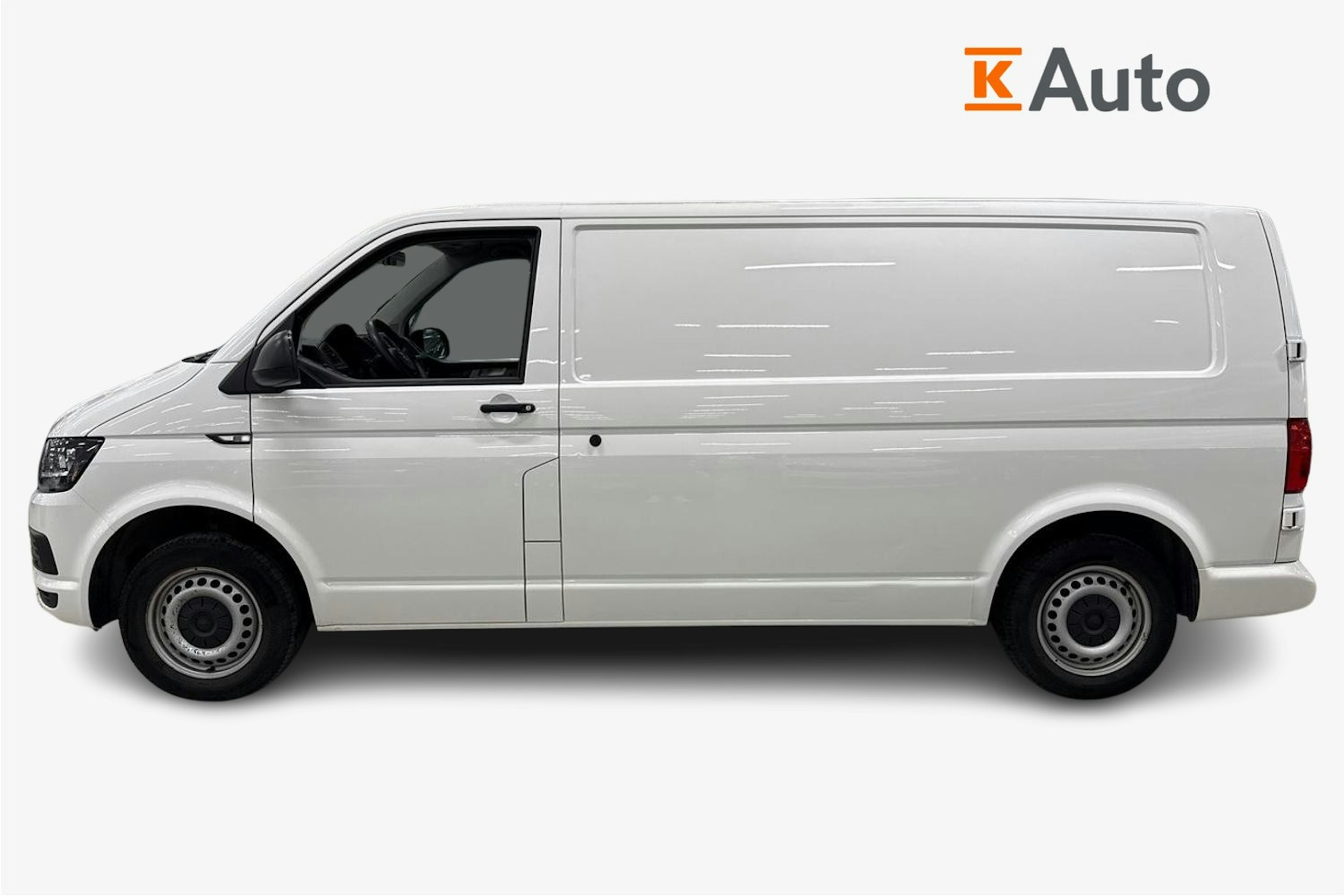 Valkoinen Volkswagen Transporter 2019 kuva 6.