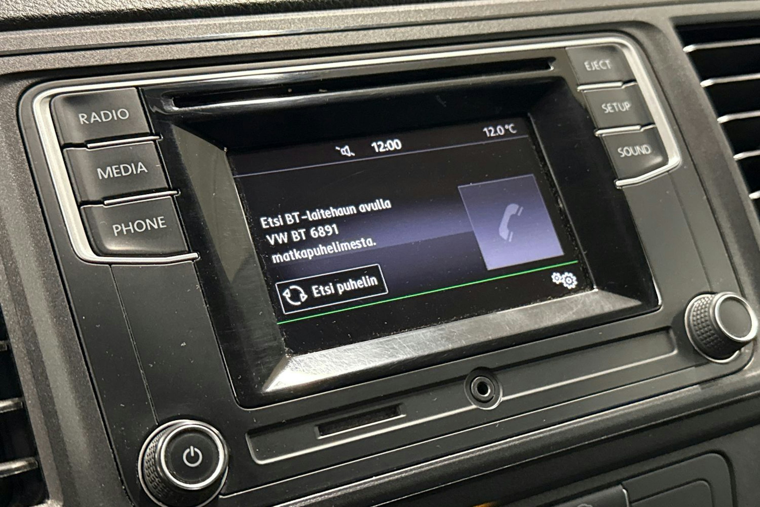 Valkoinen Volkswagen Transporter 2019 kuva 19.