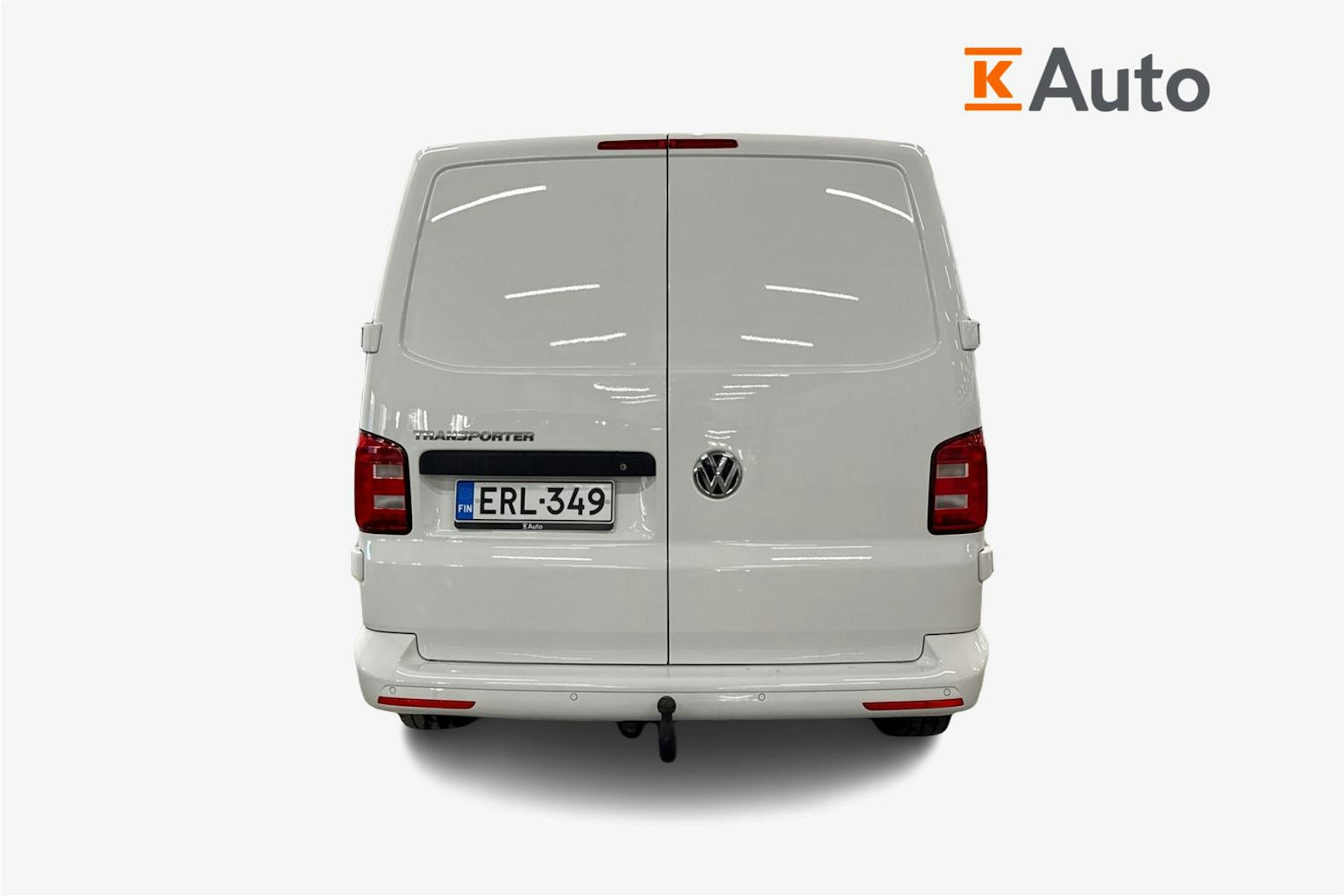 valkoinen Volkswagen Transporter 2019 kuva 4.