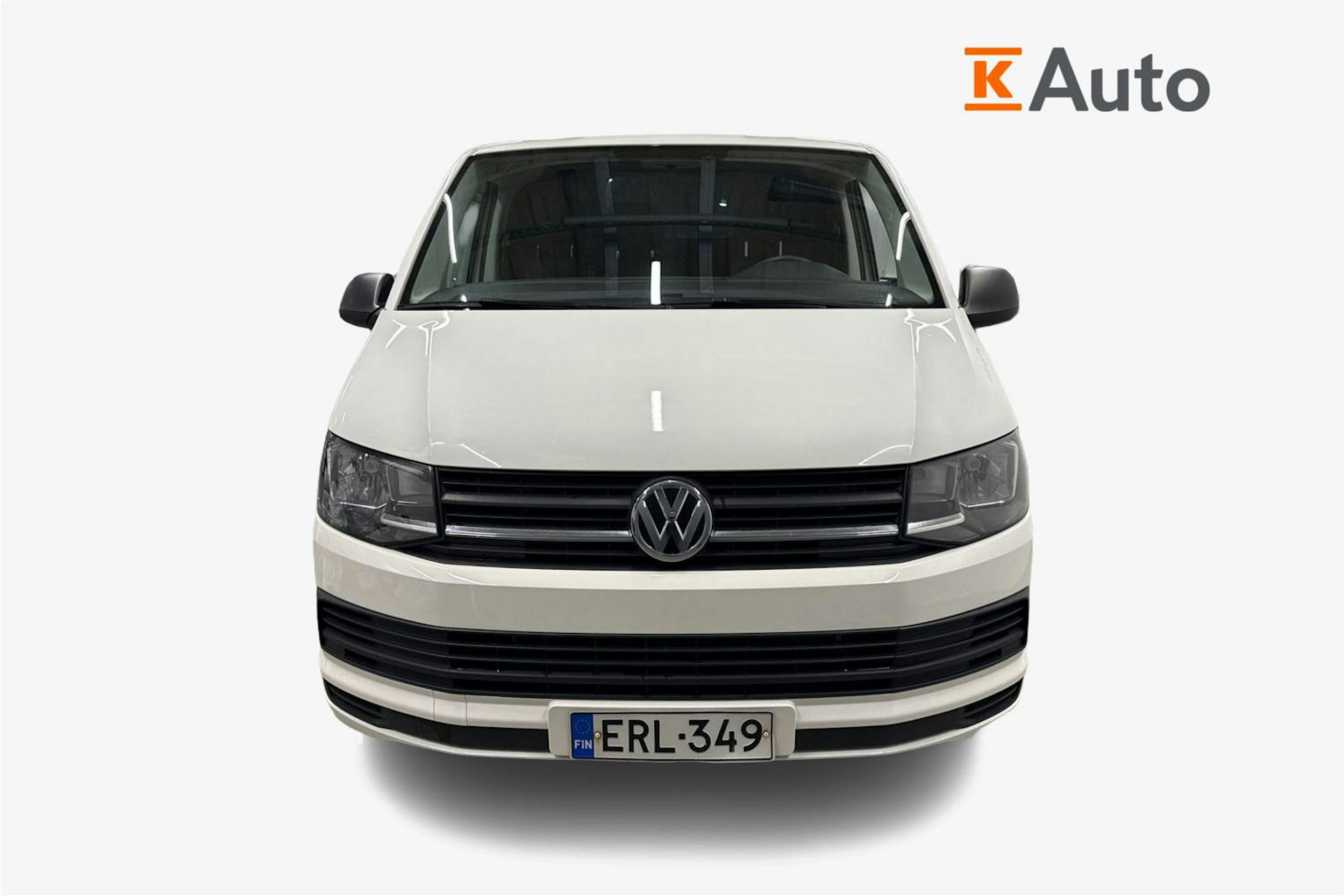 valkoinen Volkswagen Transporter 2019 kuva 5.