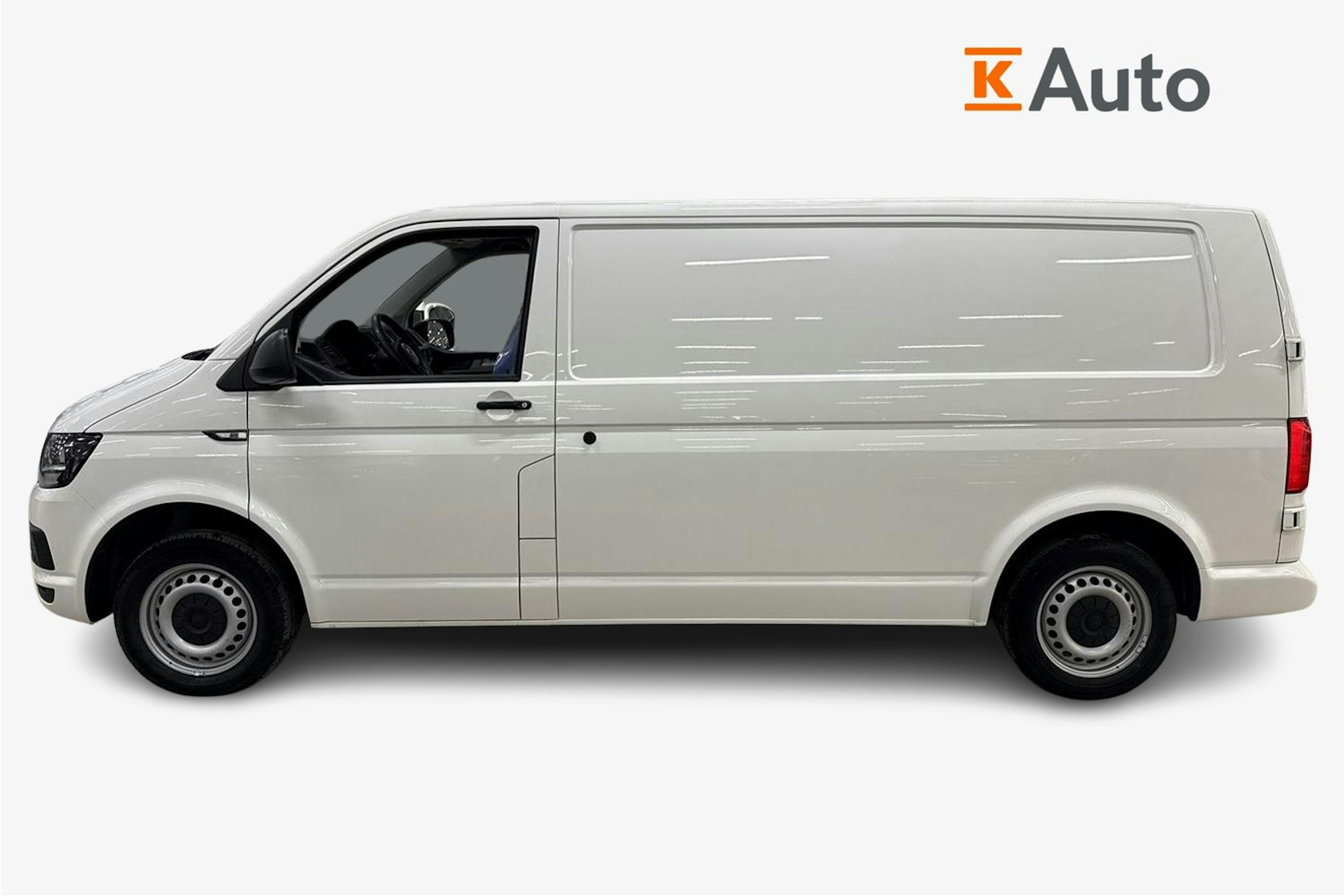 valkoinen Volkswagen Transporter 2019 kuva 7.