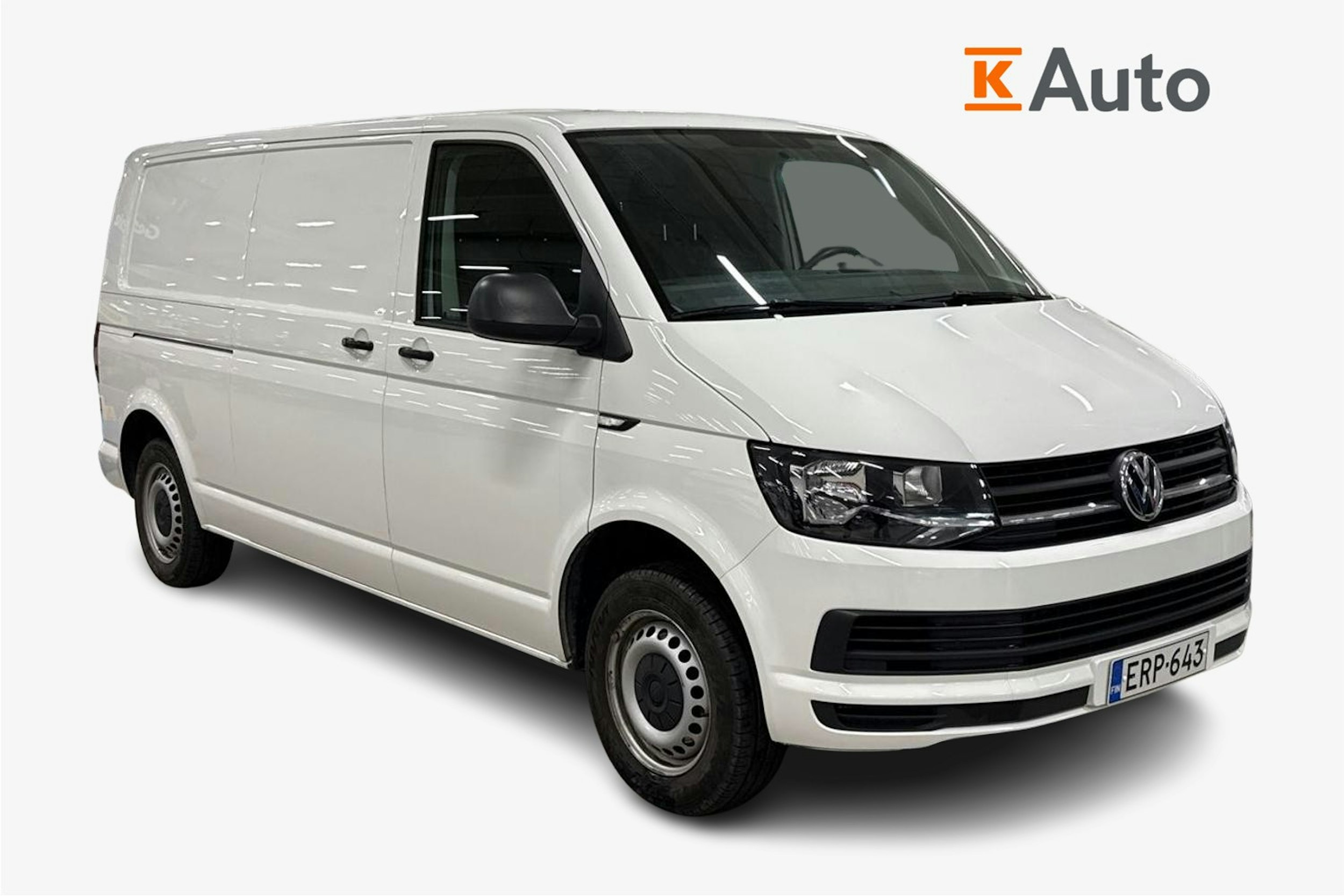 valkoinen Volkswagen Transporter 2019 kuva 1.