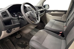 valkoinen Volkswagen Transporter 2019 kuva 3.