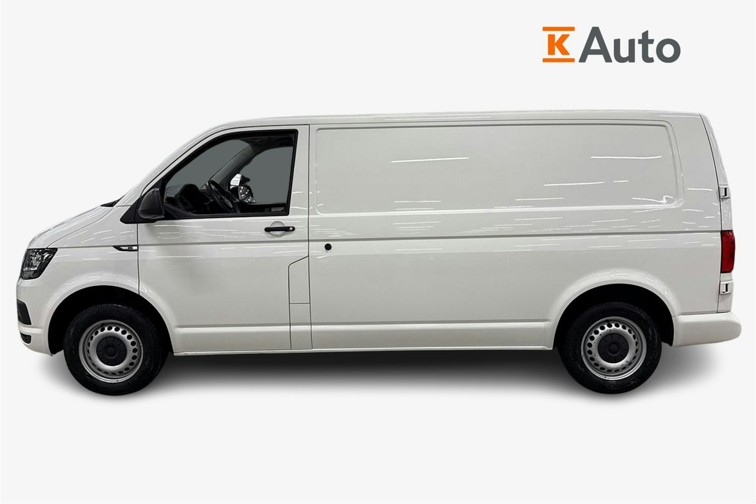 valkoinen Volkswagen Transporter 2019 kuva 6.