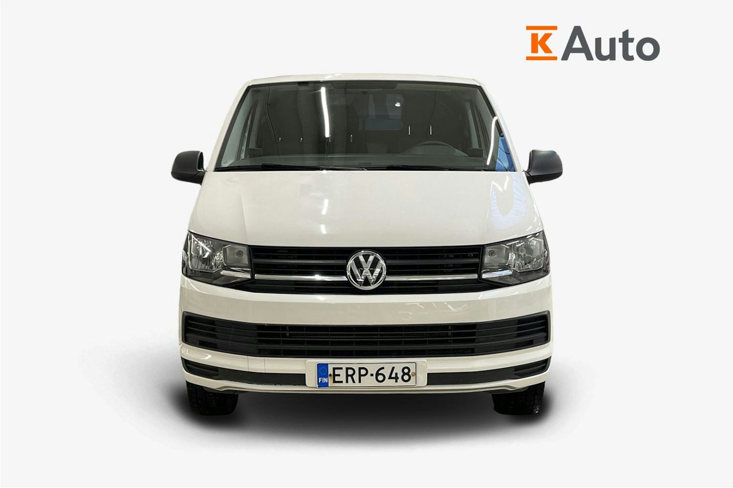 valkoinen Volkswagen Transporter 2019 kuva 5.