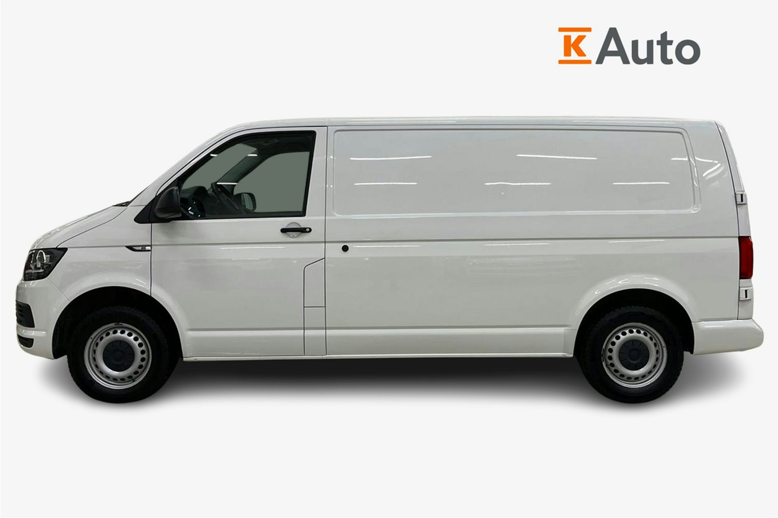 valkoinen Volkswagen Transporter 2019 kuva 7.