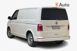valkoinen Volkswagen Transporter 2019 kuva 2.