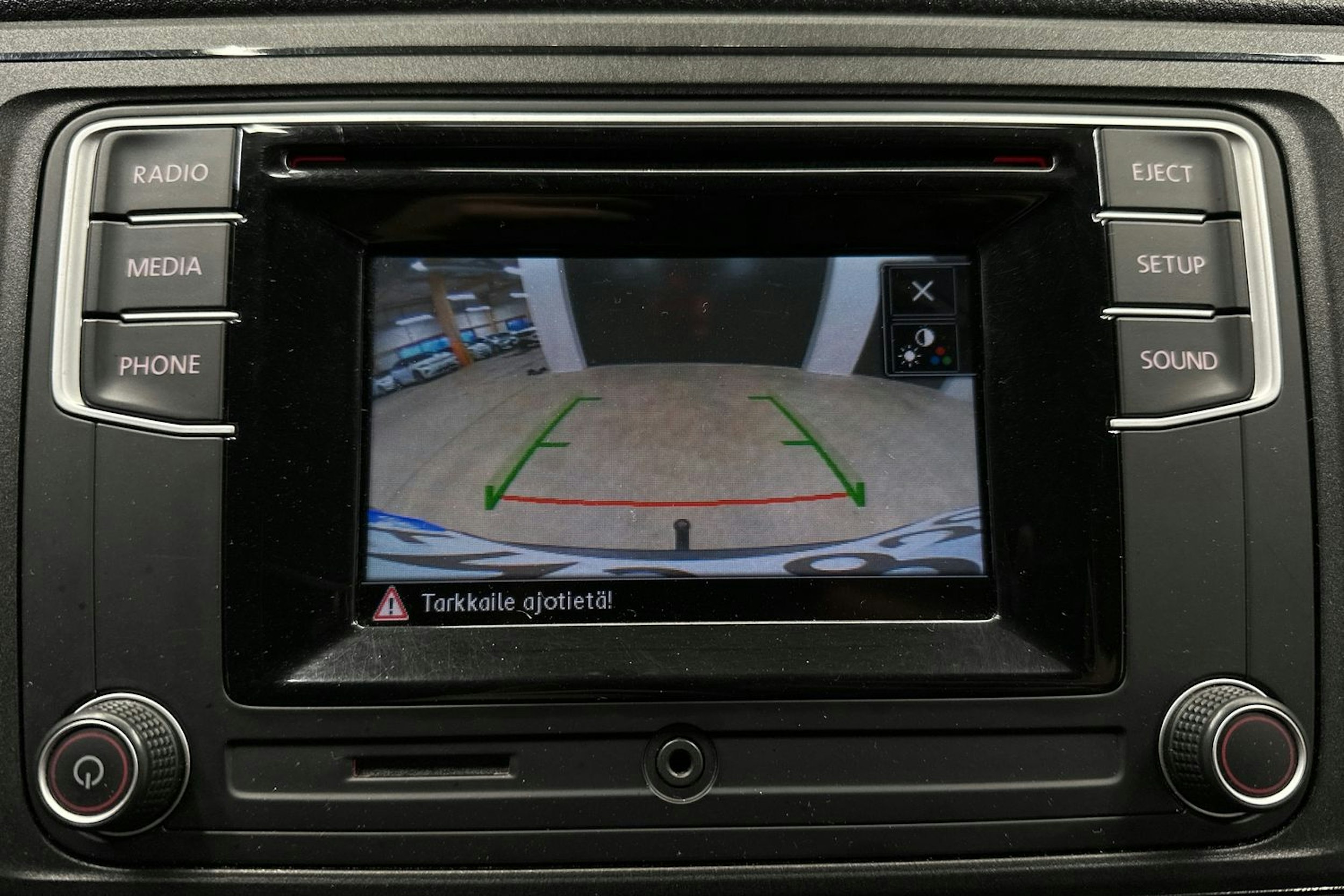 sininen Volkswagen Transporter 2019 kuva 21.