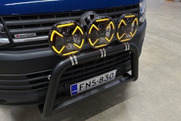 sininen Volkswagen Transporter 2019 kuva 32.