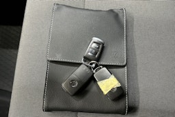 sininen Volkswagen Transporter 2019 kuva 36.