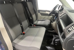 Sininen Volkswagen TRANSPORTER 2019 kuva 8.