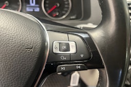Sininen Volkswagen TRANSPORTER 2019 kuva 11.