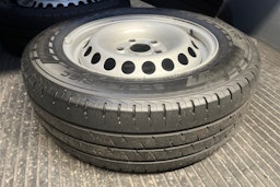 Sininen Volkswagen TRANSPORTER 2019 kuva 23.