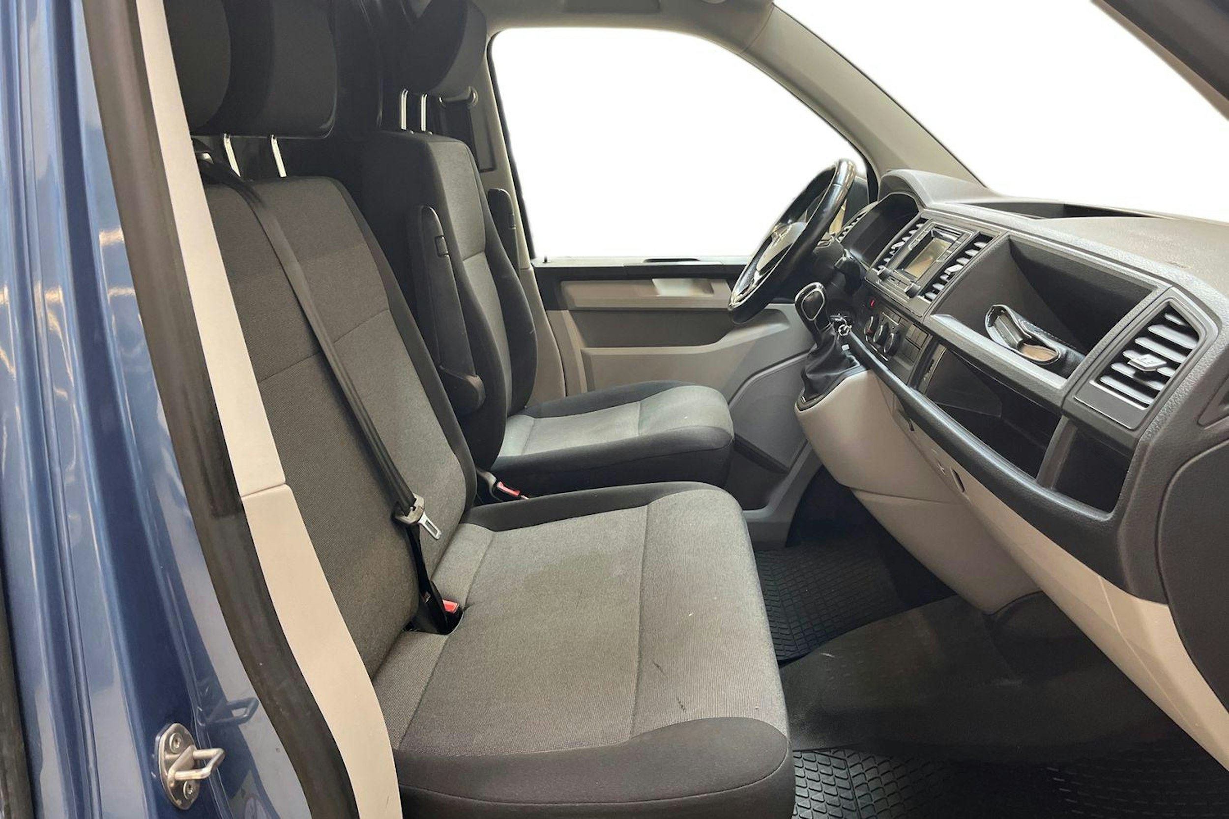 met. sininen Volkswagen Transporter 2019 kuva 10.