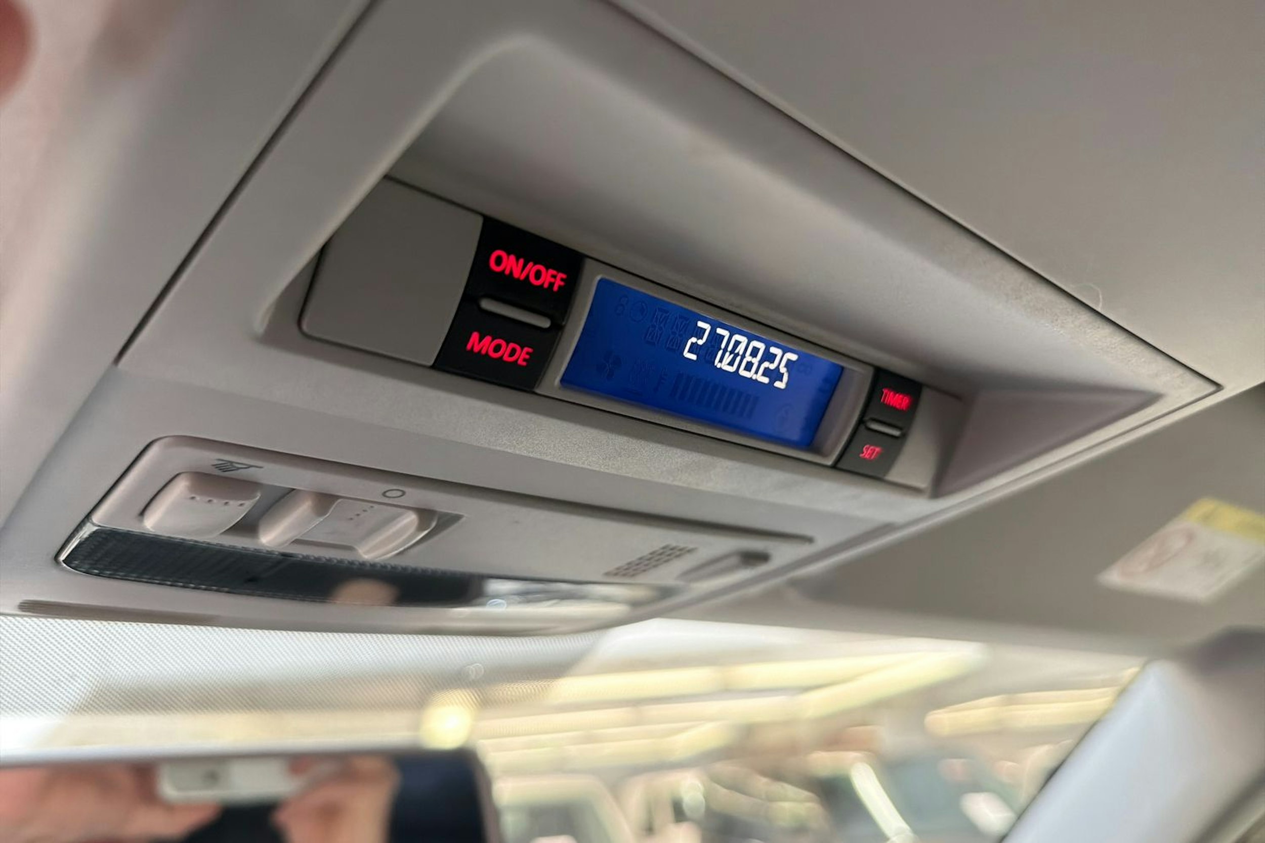 met. sininen Volkswagen Transporter 2019 kuva 16.