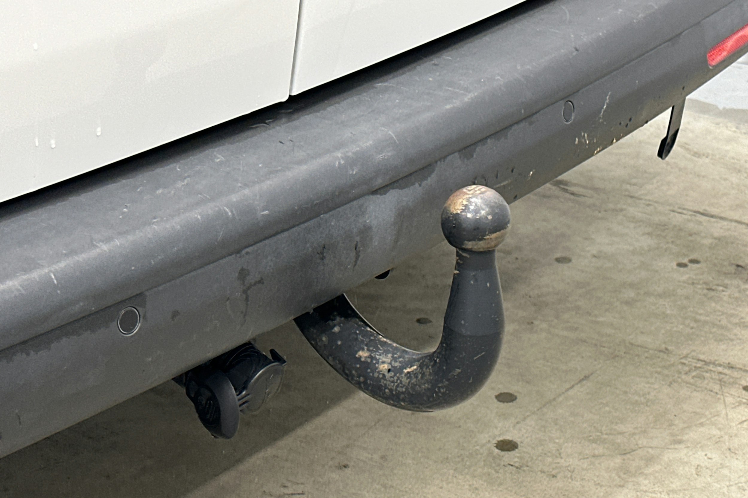 valkoinen Volkswagen Transporter 2019 kuva 23.