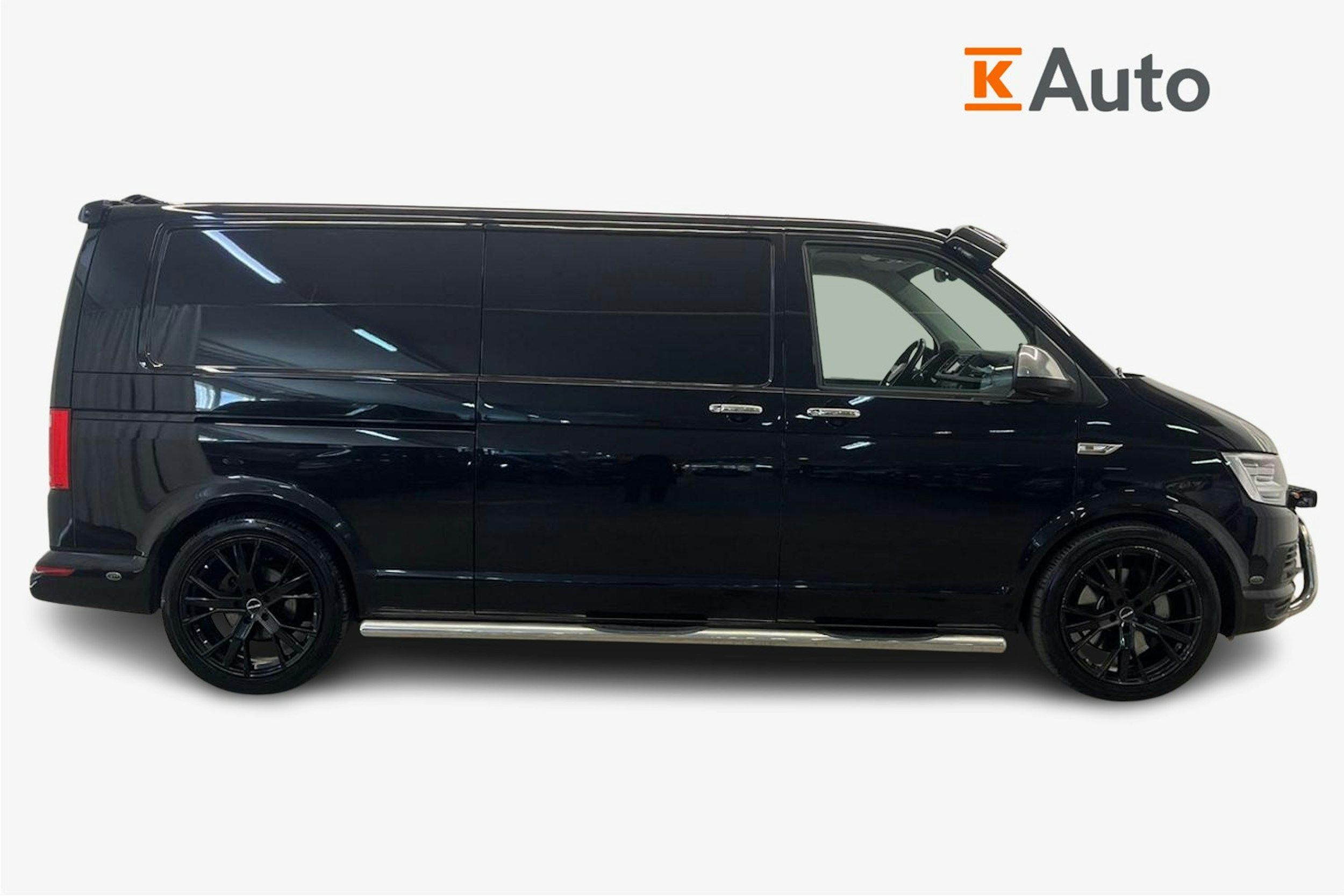 Musta Volkswagen Transporter 2019 kuva 6.
